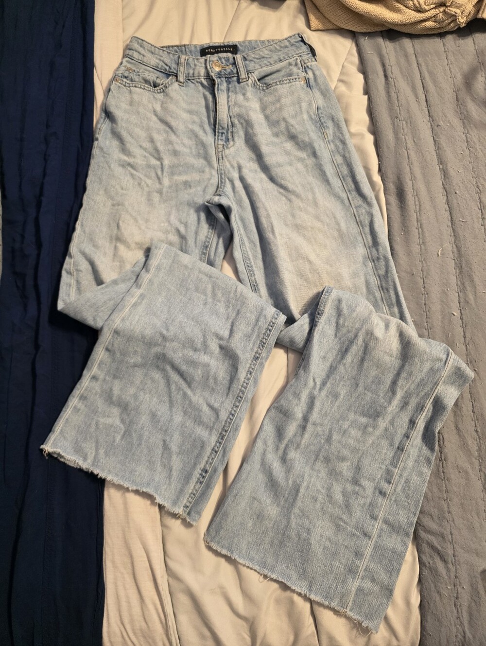 Aeropostale Light Blue High Rise Wide Leg Super Soft! Women's/Junior Jeans Sz 00